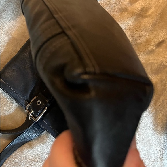 COACH Soft Black Leather Bag Purse Silver Hardware Clean Very Gently Used - Picture 8 of 15